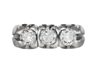 Jewellery item in modal