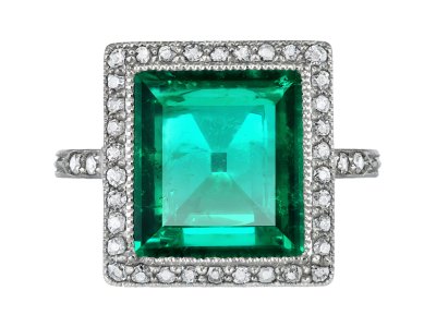 Jewellery item in modal
