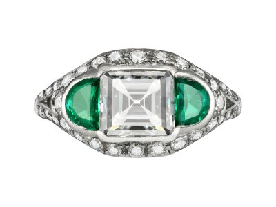 Jewellery item in modal