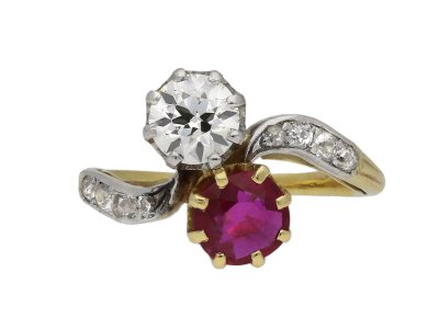Jewellery item in modal