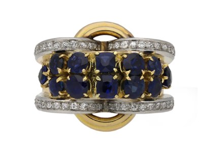 Jewellery item in modal