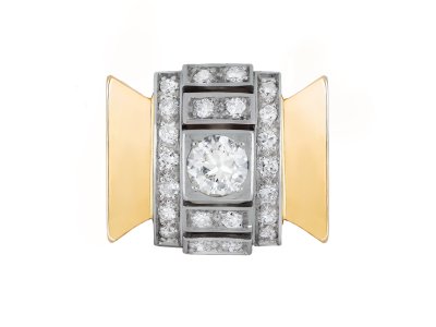 Jewellery item in modal