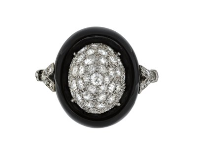 Jewellery item in modal