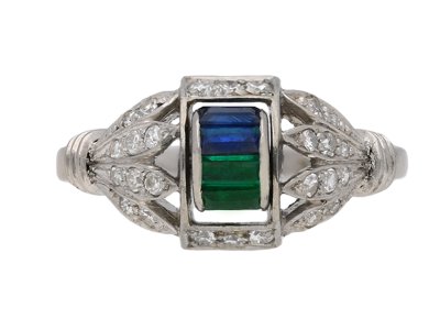 Jewellery item in modal