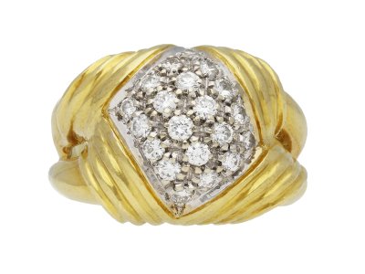 Jewellery item in modal