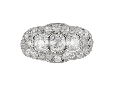 Jewellery item in modal