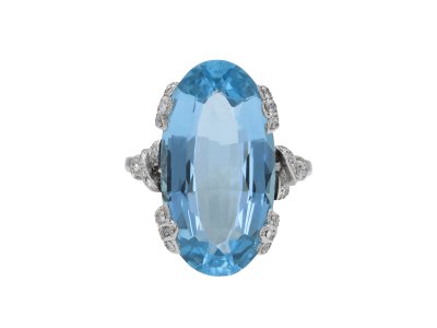 Jewellery item in modal