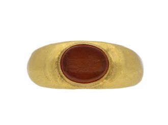 Ancient Roman cornelian signet ring with engraving of Mars, circa 2nd-3rd century AD.