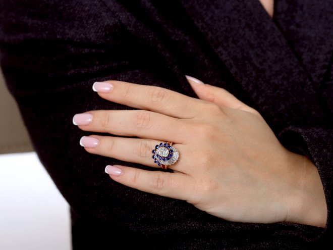Oscar Heyman Brothers sapphire and diamond ring hatton garden