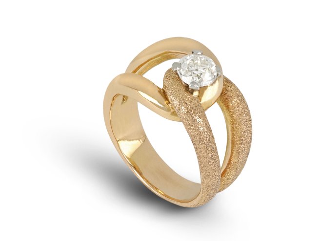 Old cut solitaire diamond cocktail ring, circa 1945.