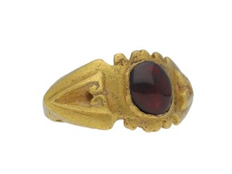 Ancient Roman Syrian garnet signet ring Hatton garden