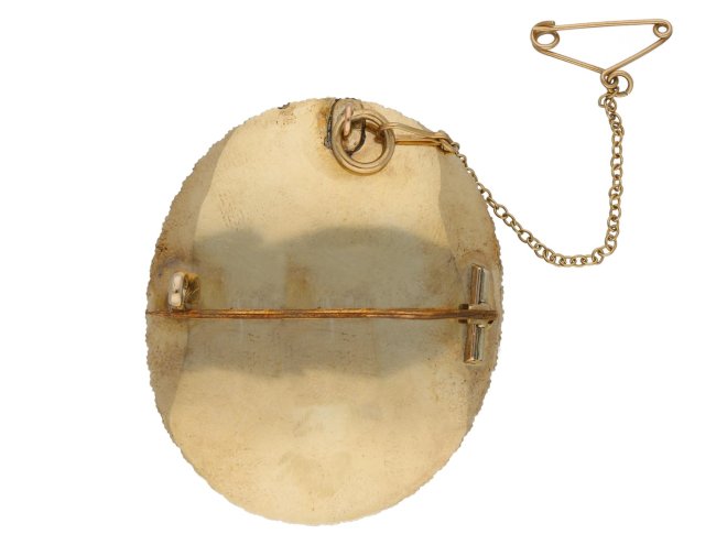 Antique cameo and pearl pendant/brooch berganza hatton garden