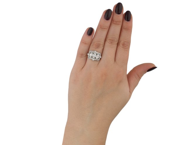 Art Deco diamond and emerald cluster ring berganza hatton garden