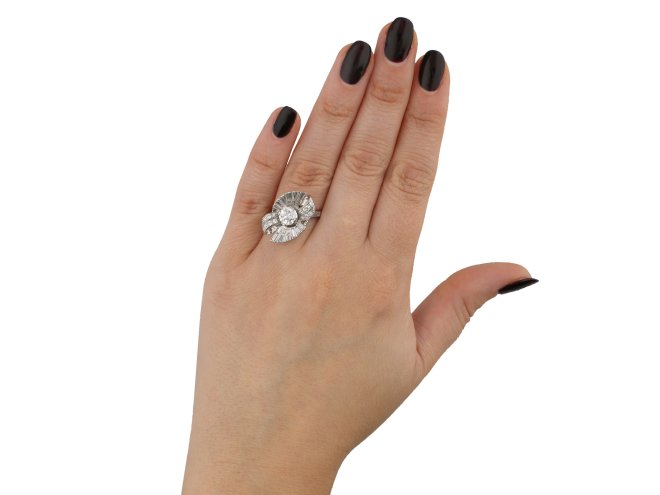 Diamond cluster ring, American berganza hatton garden