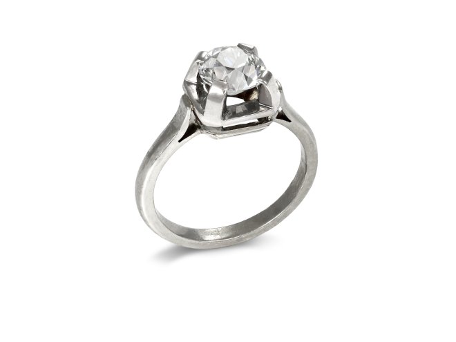 Art Deco diamond solitaire ring, French, circa 1930.
