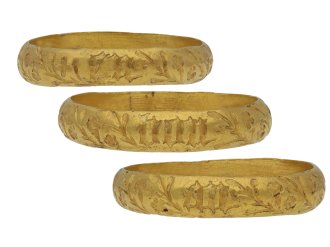 Gold Posy ring '+ en bon an'  berganza hatton garden