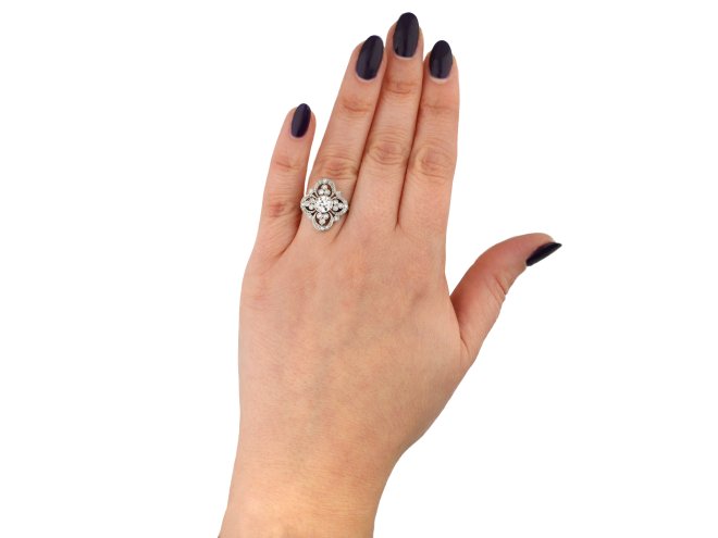 Belle &Eacute;poque diamond ring berganza hatton garden