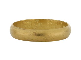 Gold posy ring 'In thy breste my harte doth reste