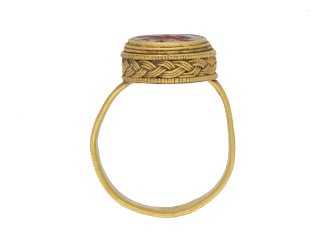 Roman gold finger ring with eagle intaglio berganza hatton garden