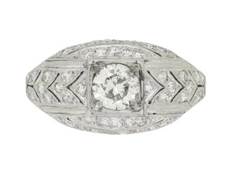 front view Art Deco diamond cluster ring, circa 1930.