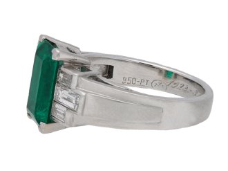 Gubelin Colombian emerald and diamond ring berganza hatton garden