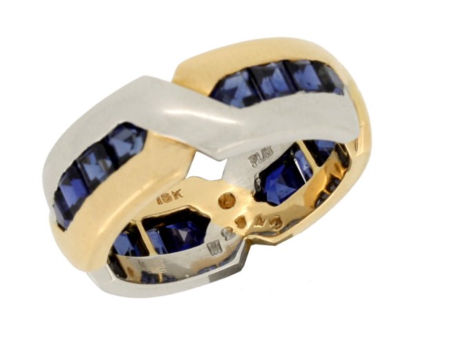 mark view Oscar Heyman Brothers sapphire ring, circa 1970.