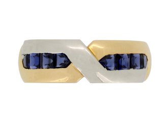 Oscar Heyman Brothers sapphire ring, American, circa 1970.