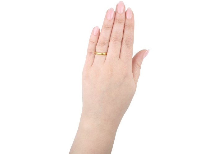 Gold posy ring 'Chastitie is a Jewell', circa 17th century.
