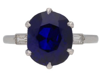 Boucheron Burmese sapphire diamond ring berganza hatton garden