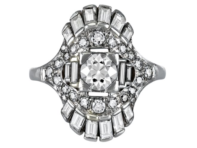 Art Deco diamond cluster ring, circa 1925.