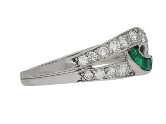 side view Vintage emerald and diamond ring by Oscar Heyman Brothers, circa 1960s.          