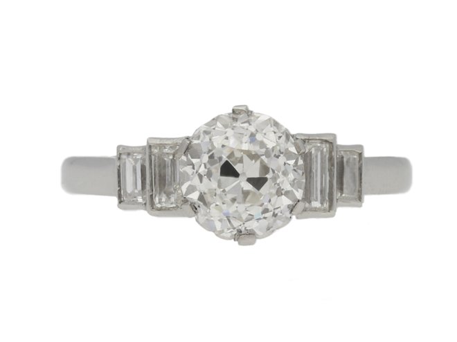 front view Art Deco diamond engagement ring, circa 1935.
