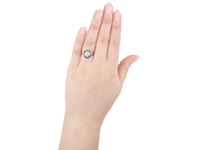 Edwardian diamond and sapphire target ring, English, circa 1915.
