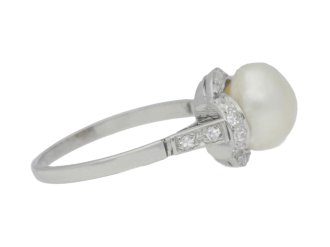 side view Natural pearl and diamond ring, circa 1920.