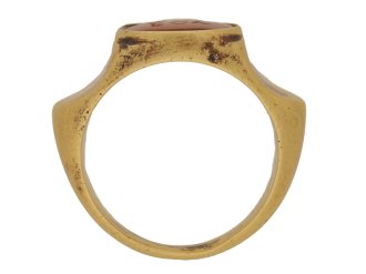 back view Ancient Roman jasper engraved 'RUFUS' ring, circa 3rd century AD.