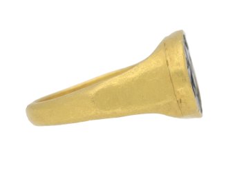 Ancient Roman ring intaglio berganza hatton garden 