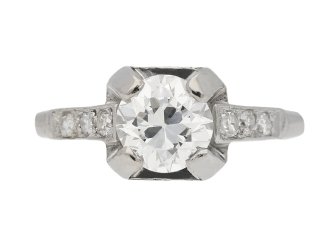 Art Deco flanked solitaire diamond ring, French, circa 1930.    