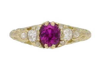 front view Fancy colour sapphire and diamond carved ring, circa 1900. berganza hatton garden 