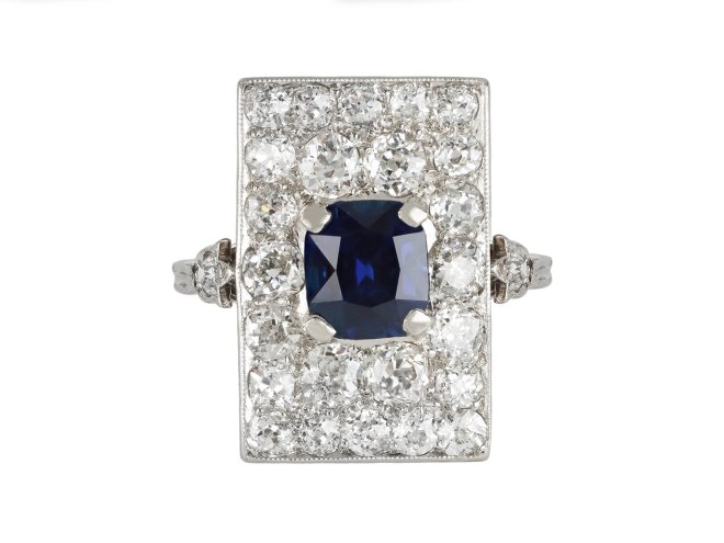 Art Deco sapphire and diamond cluster ring, circa 1925. 
