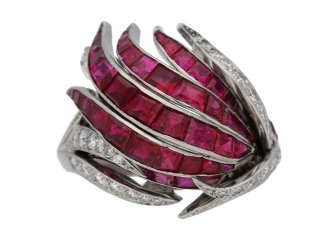 front view vintage Ruby diamond cocktail ring berganza hatton garden