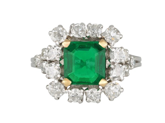 Vintage Colombian emerald and diamond cluster ring, French, circa 1960.