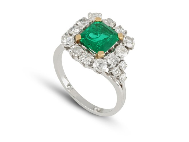Vintage Colombian emerald and diamond cluster ring, French, circa 1960.