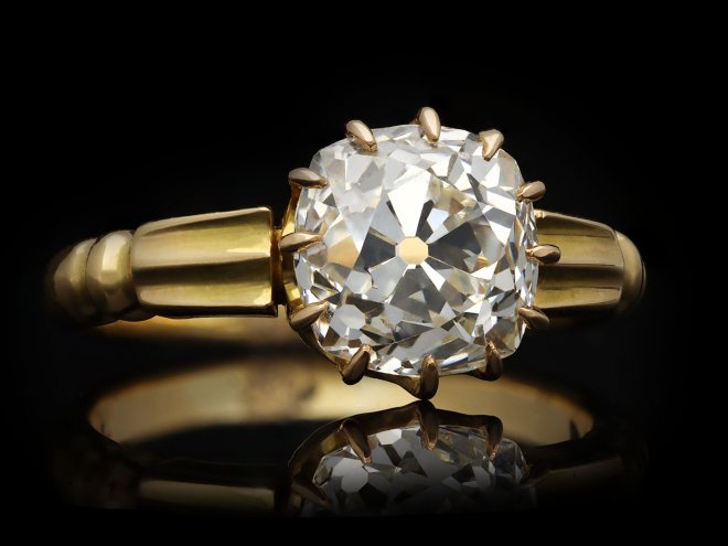 Antique old mine diamond solitaire ring, English, circa 1890. Hatton Garden