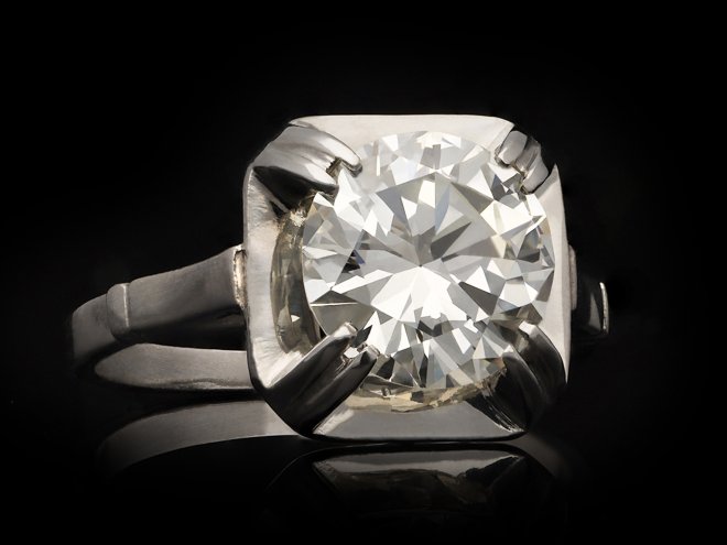 Art Deco diamond solitaire ring, French, circa 1935. Hatton Garden