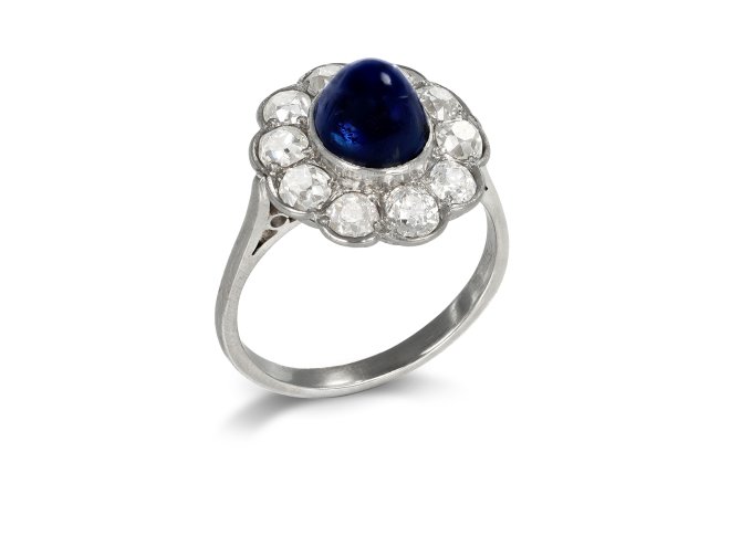 Edwardian sapphire and diamond coronet cluster ring, English, circa 1910.