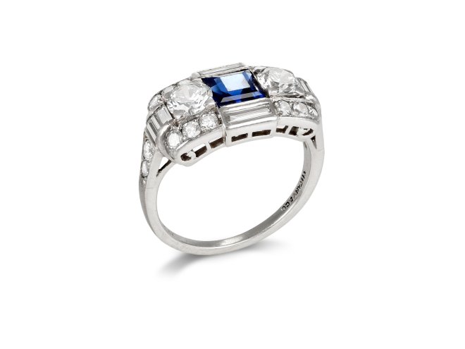 Tiffany & Co. sapphire and diamond ring, American, circa 1920 30