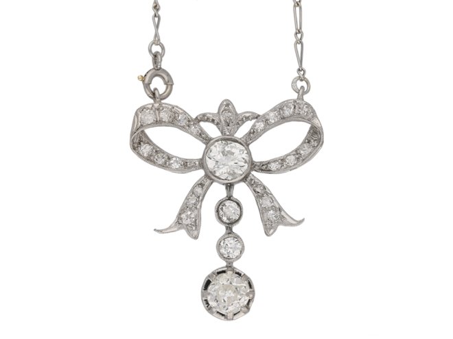  Belle Époque diamond pendant berganza hatton garden 