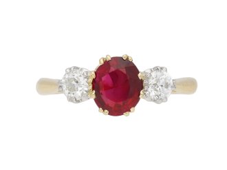 Burmese ruby and diamond three stone ring berganza hatton garden