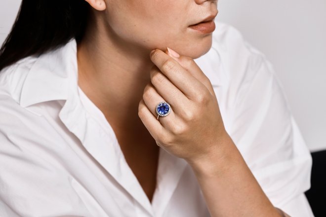 Ceylon sapphire and diamond coronet cluster ring hatton garden