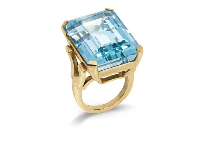 Aquamarine cocktail ring, circa 1940.